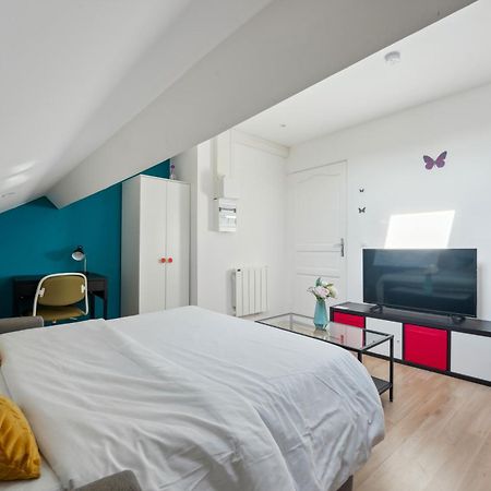 Budget Appart Avec Parking Au Centre-Ville Charleville-Mezieres Exterior photo